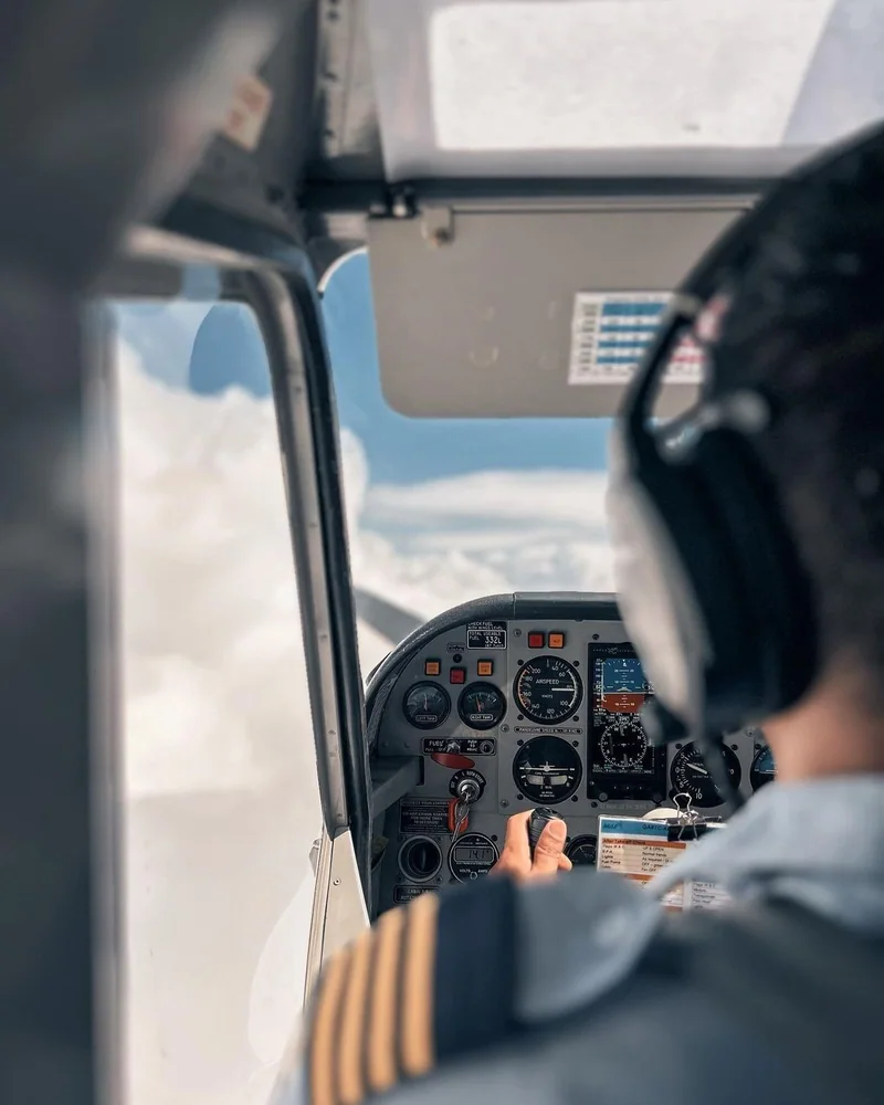 Aircraft cockpit instrumentation in flight